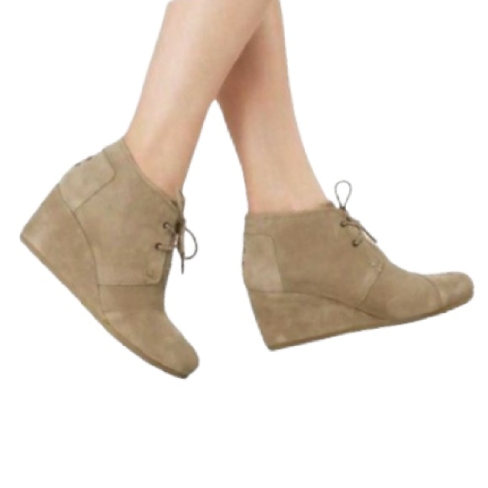 🆕 Toms “Kala” Tan Suede Wedge Desert Booties - Women’s Size 9.5